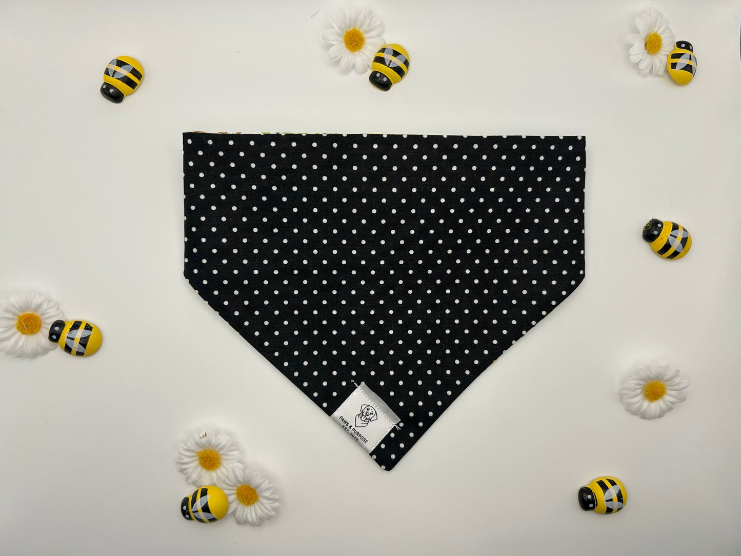 Buzzin’ with Spring Bandana