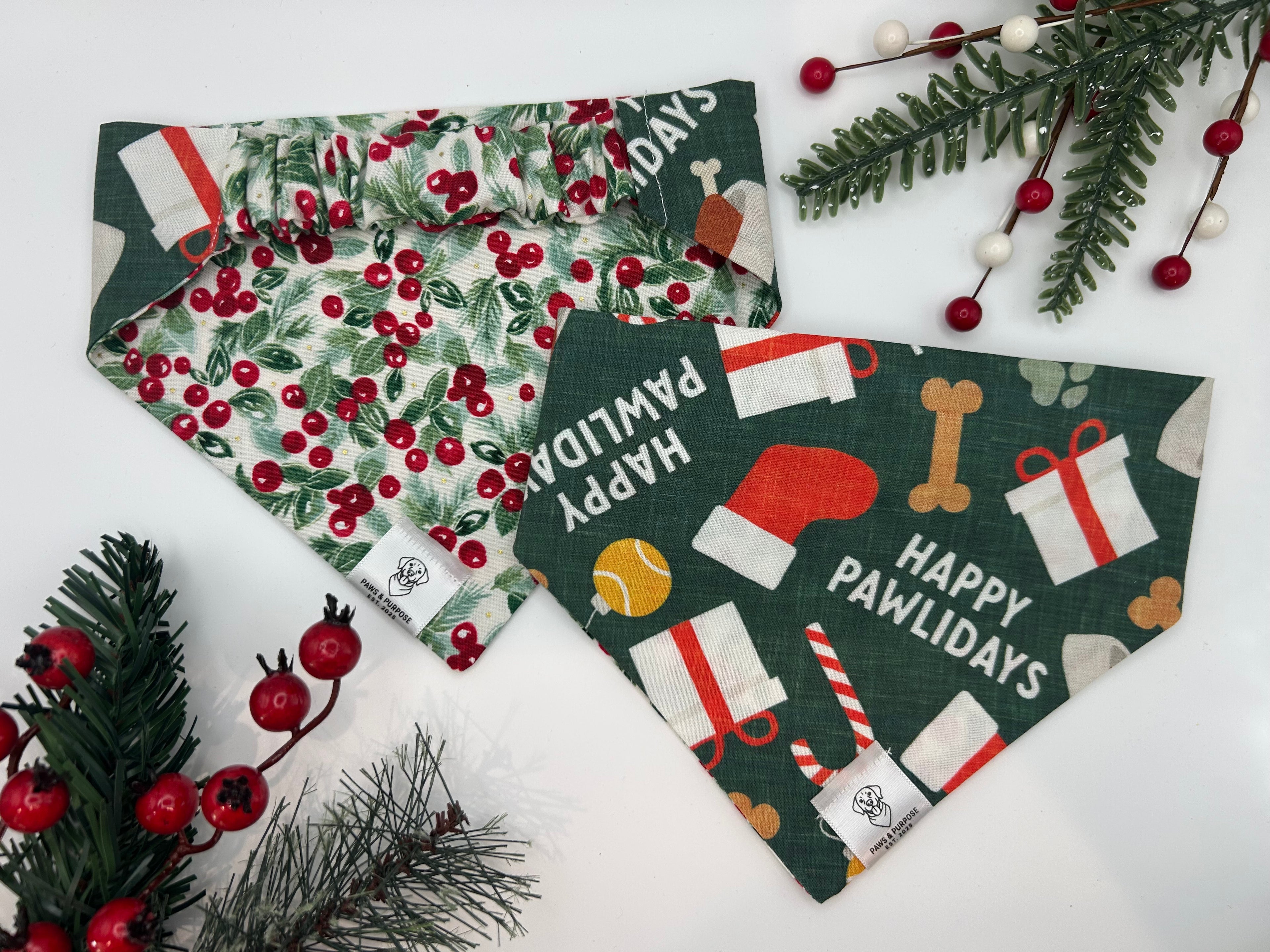 Happy Pawlidays/Holly Berry Bandana