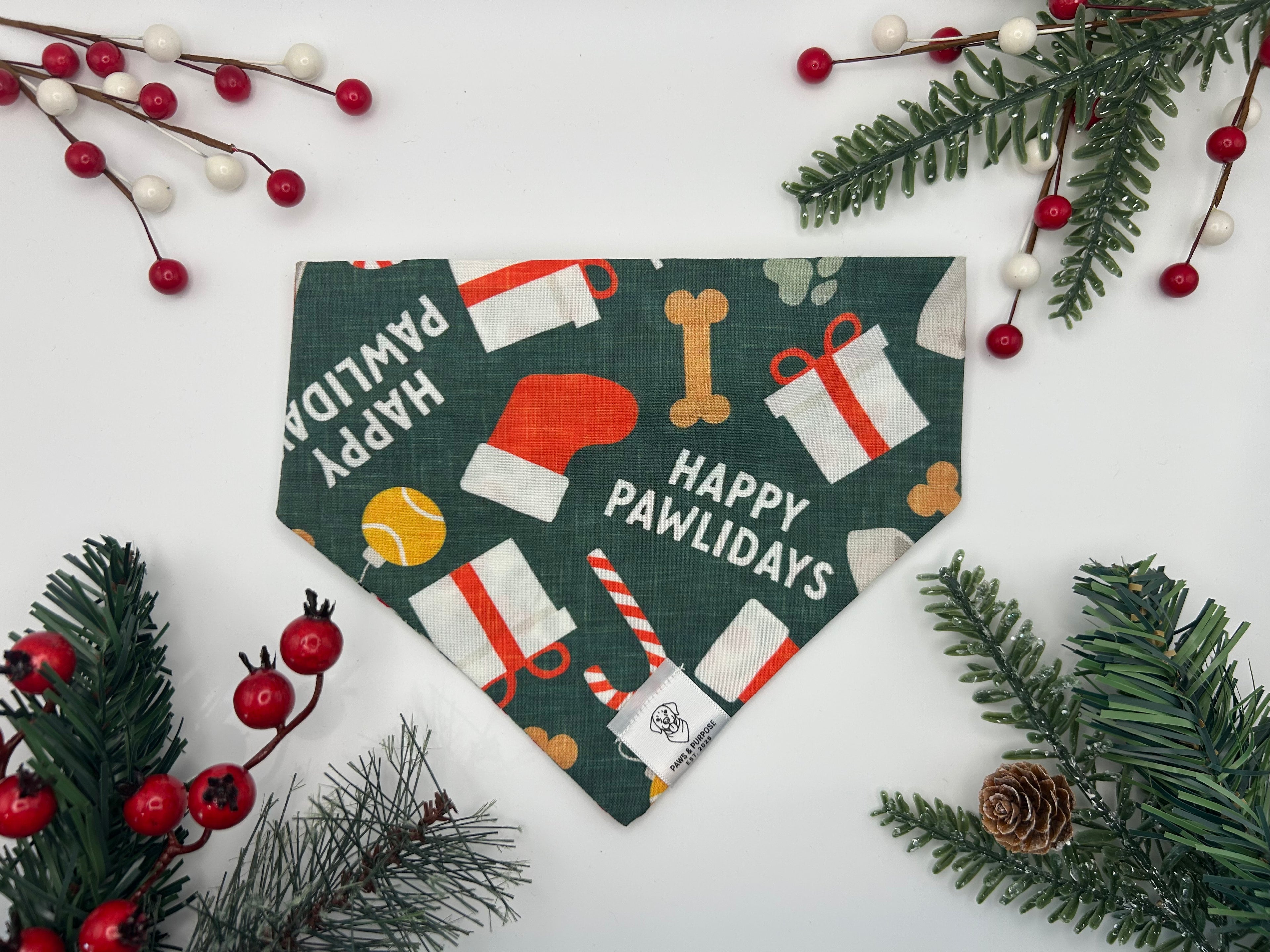 Happy Pawlidays/Holly Berry Bandana